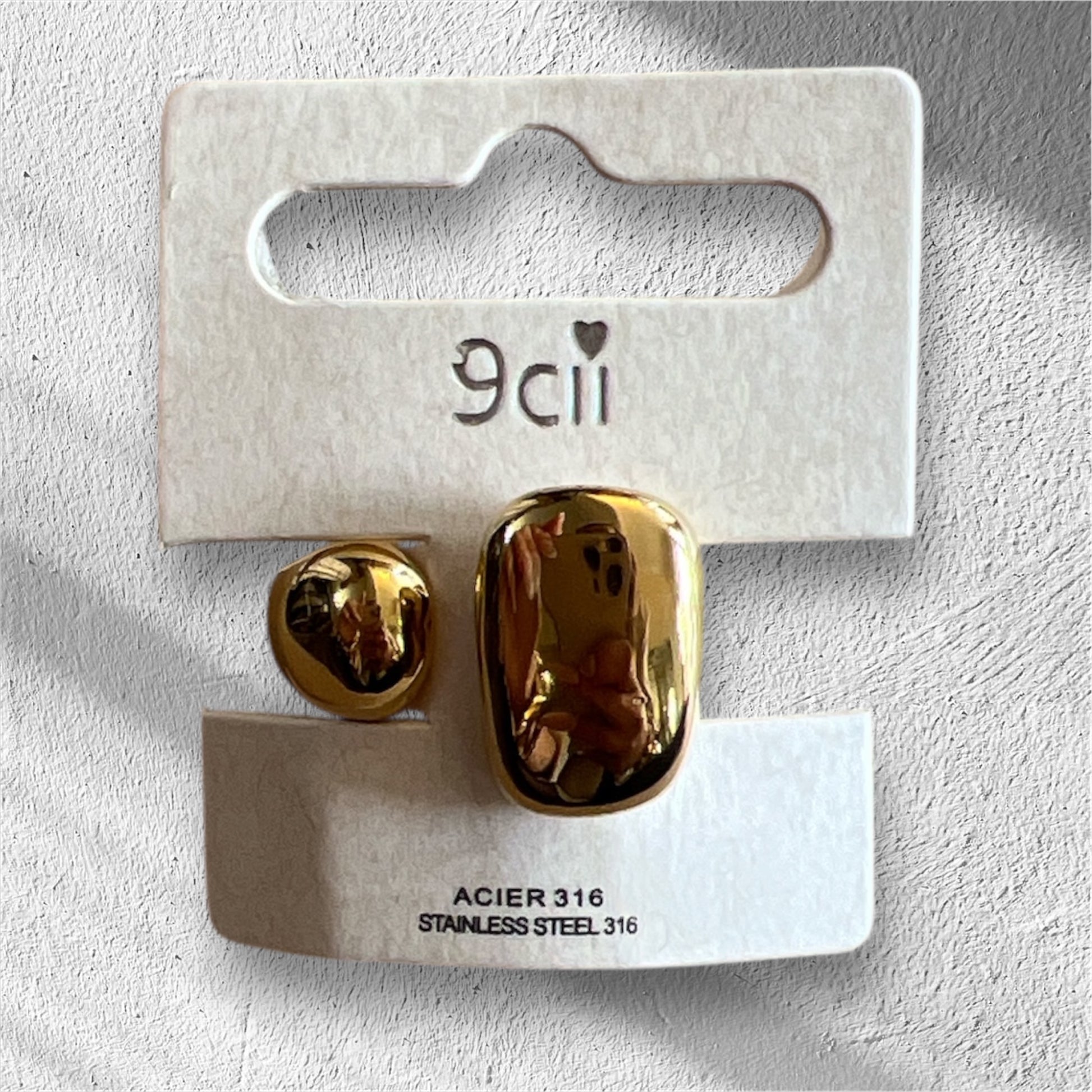 Gold Chunky Bella ring (Adjustable)