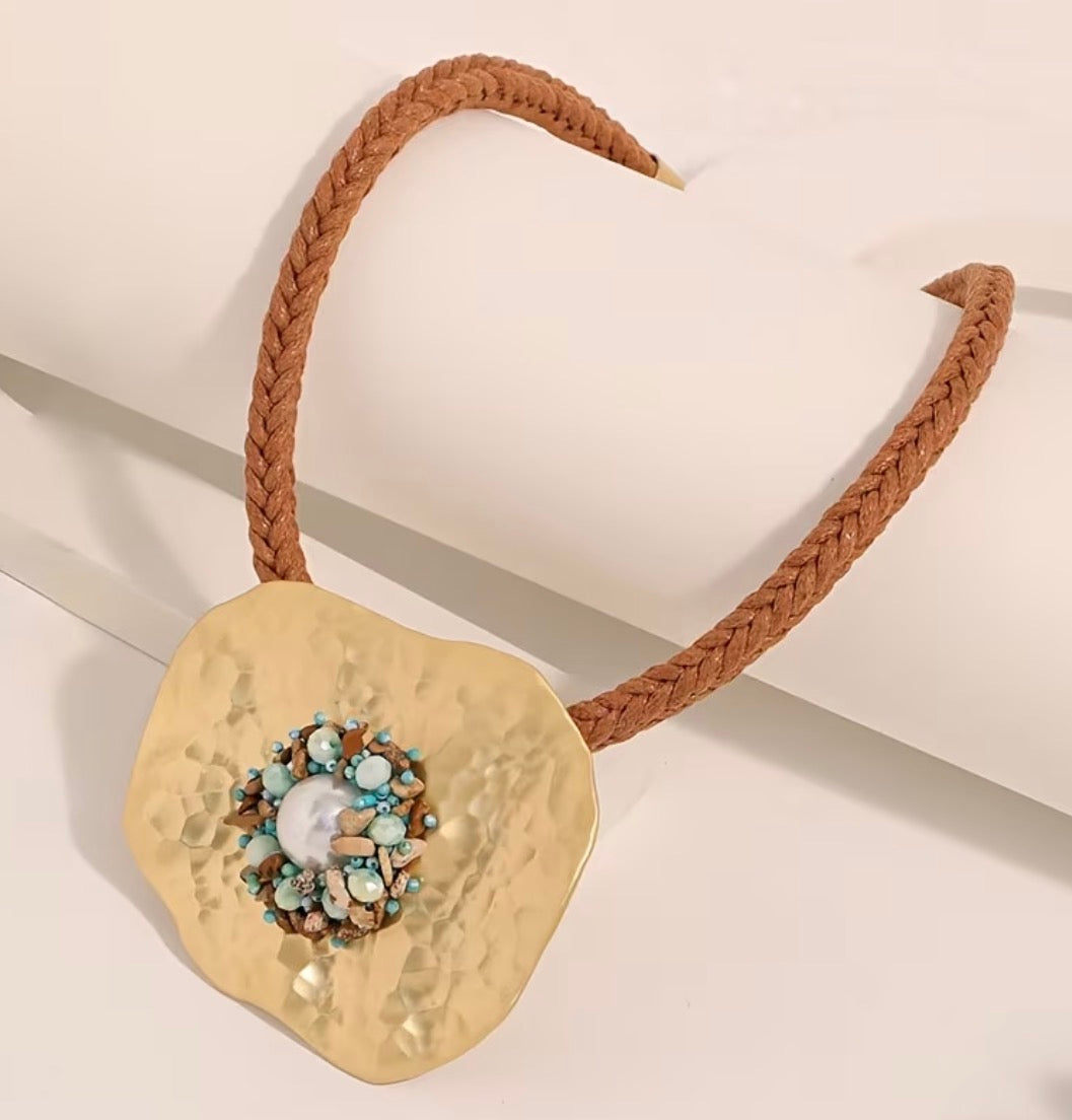 Gold elegant rope necklace