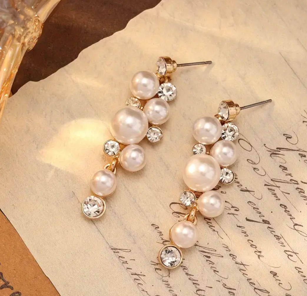 Cluster pearl diamond earrings