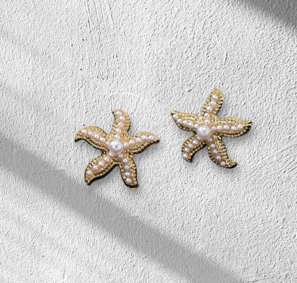 Small star fish studs