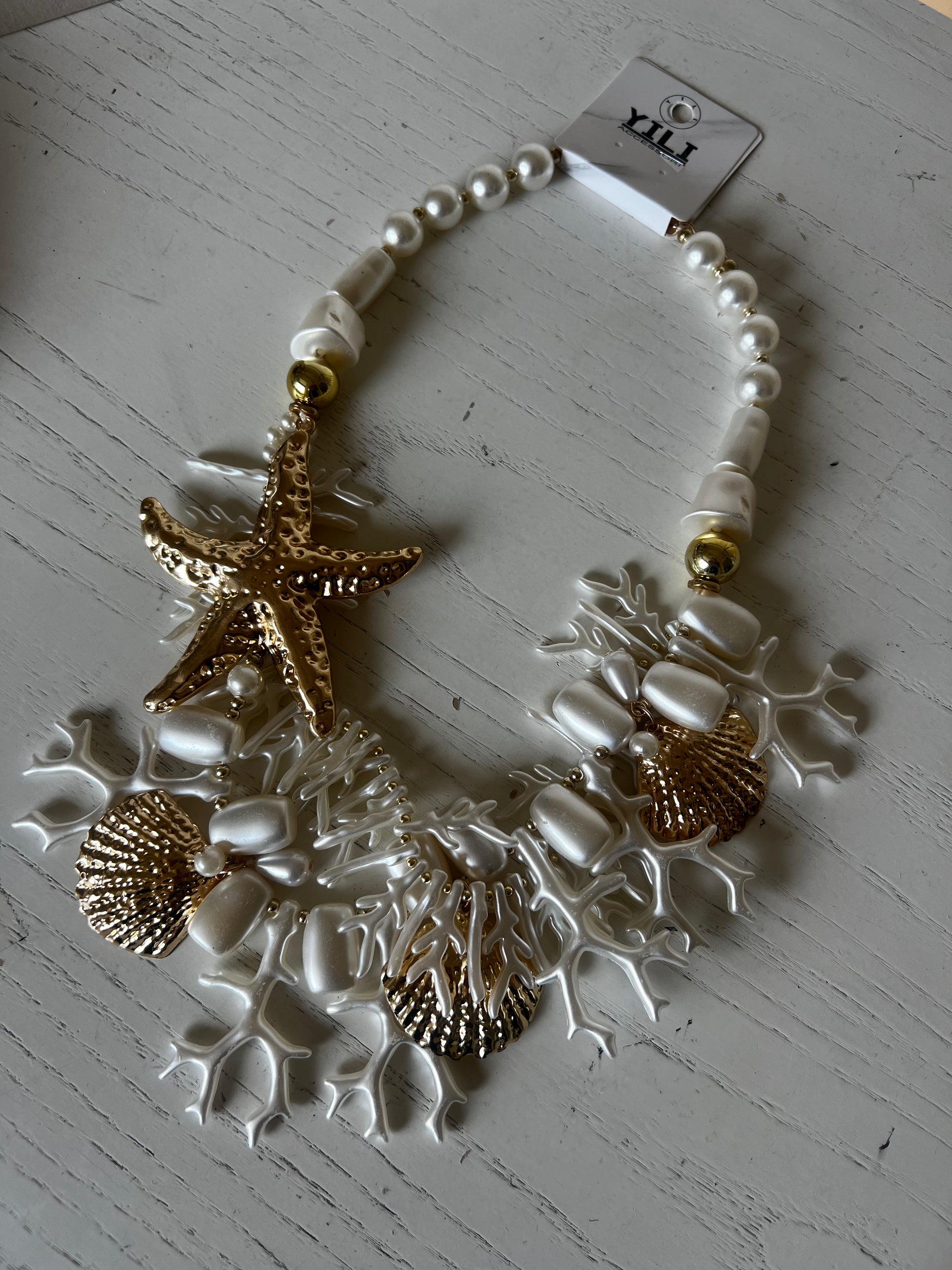 Big star Chunky pearl necklace
