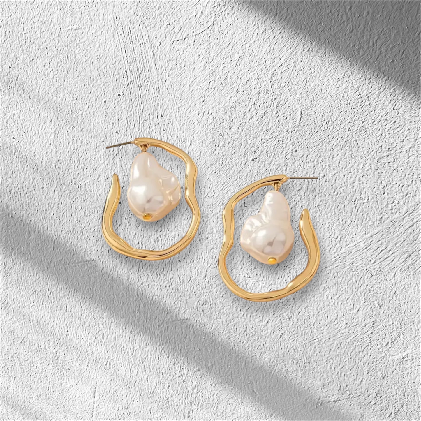 Pool Day pearl gold mini hoop